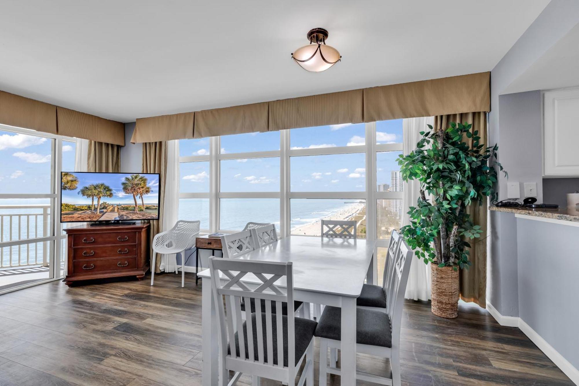 Stunning Condo With Wall-To-Wall Windows Overlooking Ocean Myrtle Beach Bagian luar foto